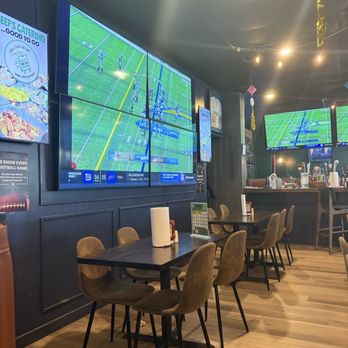 Beef 'O' Brady's - Pubs Near Me - Seffner, Florida