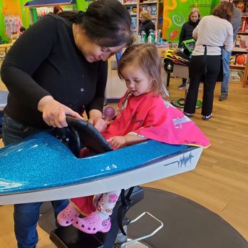 KidSnips - Rose helped my daughter pick her favorite show to watch - Hair Salons Near Me - Wilmette, Illinois