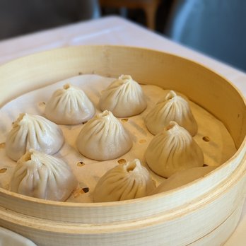 Gou Bu Li - Xiaolong Baos (soupy pork dumplings) - 8 for $8! - Chinese Near Me - Richmond Hill, Ontario Gou Bu Li - Xiaolong Baos (soupy pork dumplings) - 8 for $8! - Chinese Near Me - Richmond Hill, Ontario