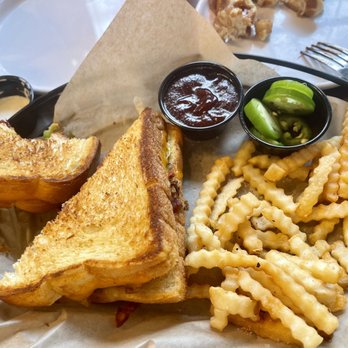 The Brass Tap - Brisket grilled cheese, everything on the side - Beer Bar Near Me - Sachse, Texas