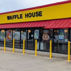 Waffle House - Outside of Waffle House