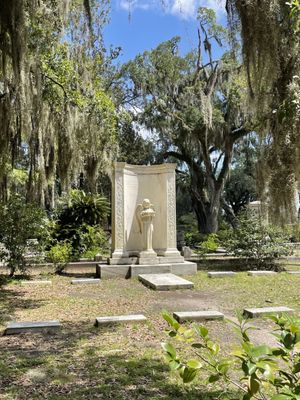 Bonaventure, Historic Savannah, Low Country & Private with Shannon Scott Tours by null