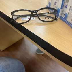 Walmart Vision & Glasses - my new pair of classes
