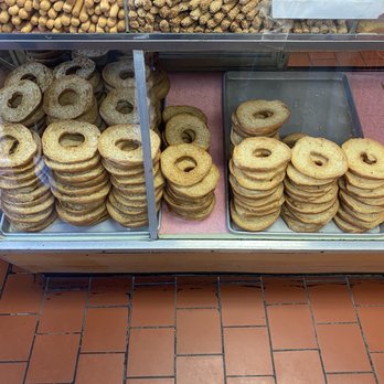 Addeo Bakers - a display of baked goods - Bakeries Near Me - Bronx, New York Addeo Bakers - a display of baked goods - Bakeries Near Me - Bronx, New York