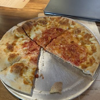 Santarpio's - Pizza Near Me - Boston, Massachusetts