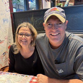 Huey's Millington - Burgers Near Me - Millington, Tennessee