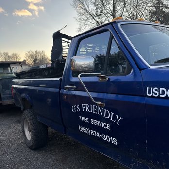 G's Friendly Tree Service - Tree Services Near Me - Manchester, Connecticut G's Friendly Tree Service - Tree Services Near Me - Manchester, Connecticut