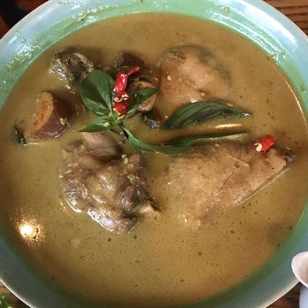 Anh and Chi - Chicken curry - Vietnamese Near Me - Vancouver, British Columbia Anh and Chi - Chicken curry - Vietnamese Near Me - Vancouver, British Columbia