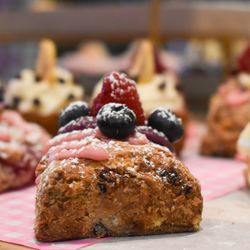 Little Snitch - Fresh Berry Scone