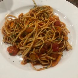 Brava pasta. Allegedly this has "marinara sauce" Brava pasta. Allegedly this has "marinara sauce"