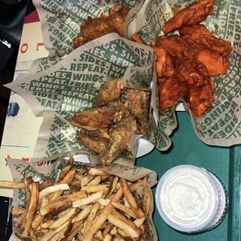 Wingstop - Chicken Wings Near Me - Davis, California