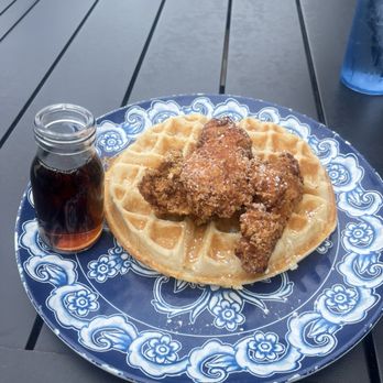 Clifton Cafe - Chicken & Waffle - Coffee & Tea Near Me - Clifton, Virginia Clifton Cafe - Chicken & Waffle - Coffee & Tea Near Me - Clifton, Virginia