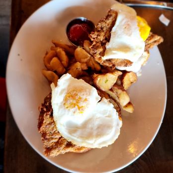 The Union Kitchen-Katy - Country Benedict - New American Near Me - Katy, Texas The Union Kitchen-Katy - Country Benedict - New American Near Me - Katy, Texas