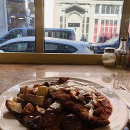 Lunch with a view to people watch