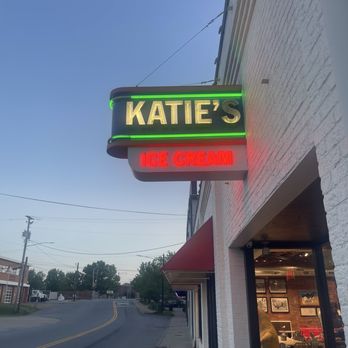 Katie's Ice Cream - Ice Cream & Frozen Yogurt Near Me - Dickson, Tennessee