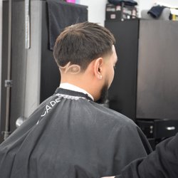 No Hype Barbershop - Taper haircut done by brian
