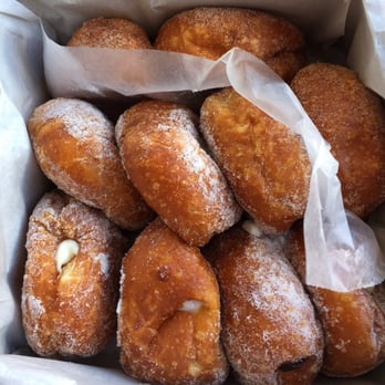Leonard's Bakery - 1dz!!! - Bakeries Near Me - Honolulu, Hawaii Leonard's Bakery - 1dz!!! - Bakeries Near Me - Honolulu, Hawaii
