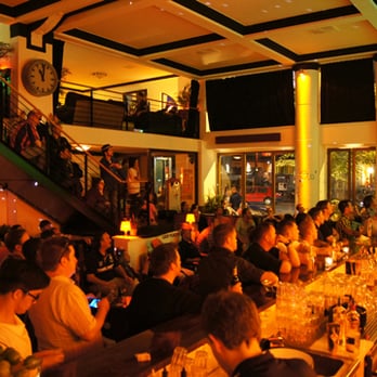 Volksbar - Fußballübertragung in der neuen Volksbar - Cafes Near Me - Berlin, BE Volksbar - Fußballübertragung in der neuen Volksbar - Cafes Near Me - Berlin, BE