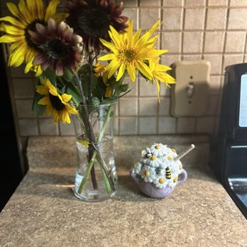 Bishop's Pumpkin Farm - Sunflowers we picked out and cut, and honey pot from gift shop. - Christmas Trees Near Me - Wheatland, California