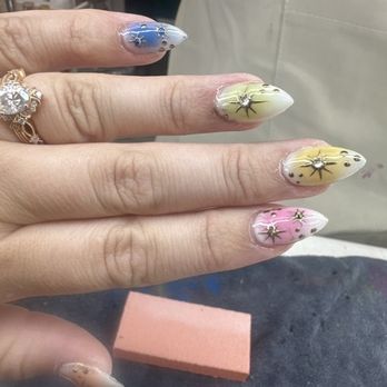 Cutie-cle Nails & Spa - Nail Salons Near Me - Santee, California