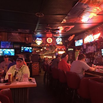 Chubby's Bar & Grill - Steakhouses Near Me - Clancy, Montana