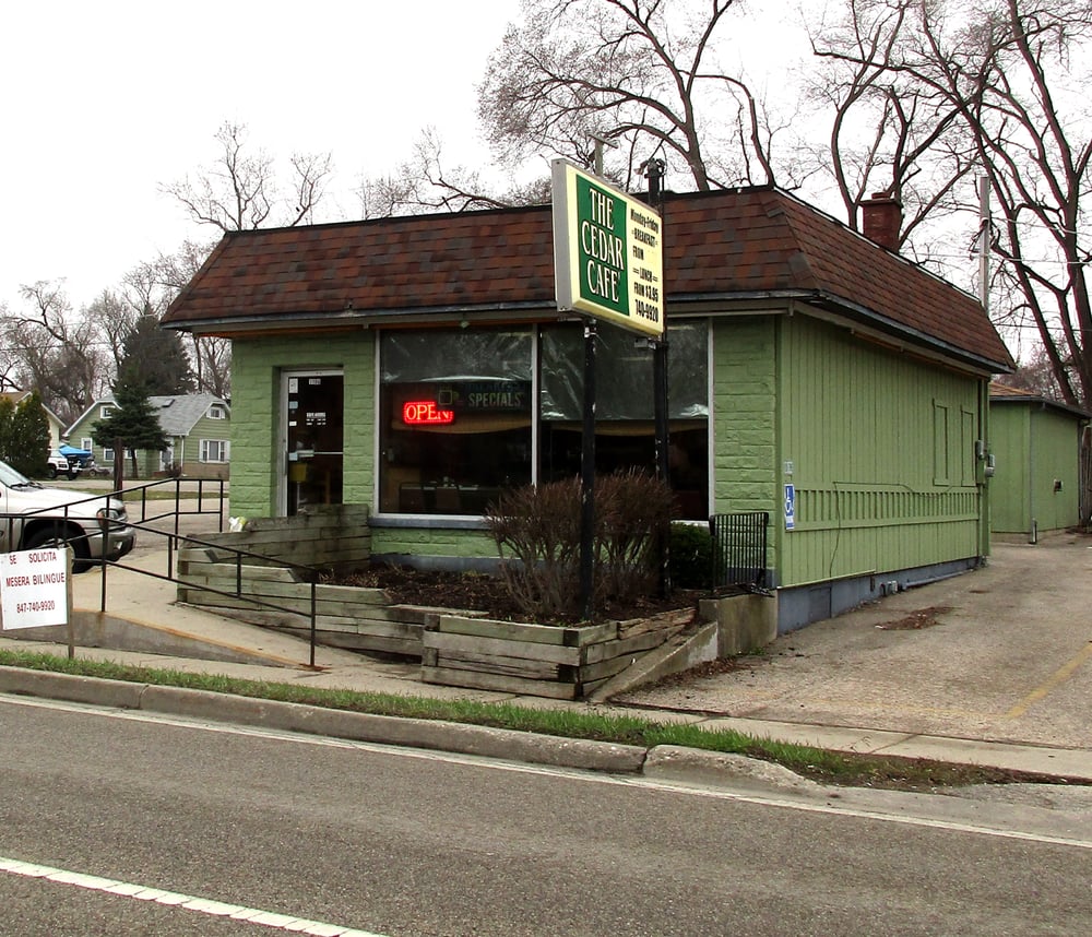 CEDAR CAFE Updated September 2024 17 Reviews 1106 N Cedar Lake Rd