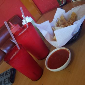 El Piquin Mexican Restaurant - The horchata here is soo bomb !!!! Must try drink - Mexican Near Me - Grapevine, Texas El Piquin Mexican Restaurant - The horchata here is soo bomb !!!! Must try drink - Mexican Near Me - Grapevine, Texas