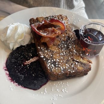 Winkel - Bread pudding French toast - Breakfast & Brunch Near Me - Philadelphia, Pennsylvania Winkel - Bread pudding French toast - Breakfast & Brunch Near Me - Philadelphia, Pennsylvania