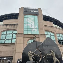 ChiSox Bar & Grill