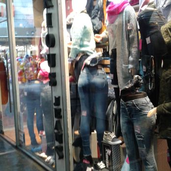 Galería Cavour - Shopping Centers Near Me - Buenos Aires, C