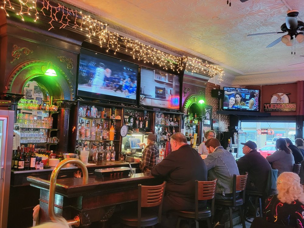 Legends Southside Bar