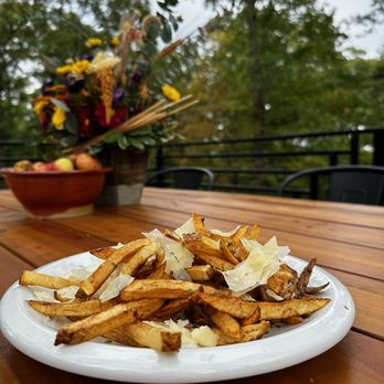 Bombadil's - Truffle fries - Food Trucks Near Me Bombadil's - Truffle fries - Food Trucks Near Me