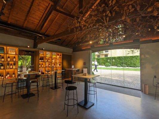 Bodegas La Rioja Alta, S.A. by null