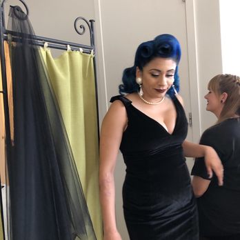 Heads Will Roll Salon - Makeup Artists Near Me - Las Vegas, Nevada