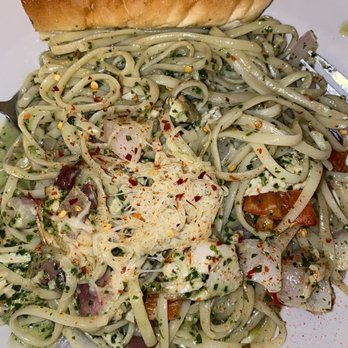 Giuseppe's Cafe - Chicken Pesto Linguine Pasta - Pizza Near Me - Birmingham, Alabama