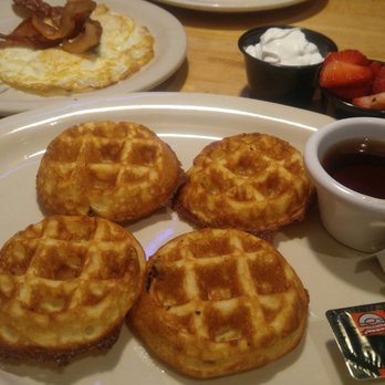 Chompie's - Delis Near Me - Chandler, Arizona