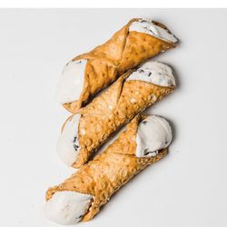 Little Mountain Eatery - Cannoli