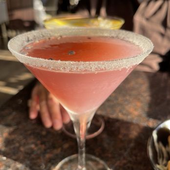Skates On The Bay - Lavender Cosmo - Seafood Near Me - Berkeley, California