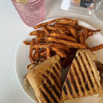 Cafe Paris - Creperies Near Me - Metuchen, New Jersey Cafe Paris - Creperies Near Me - Metuchen, New Jersey