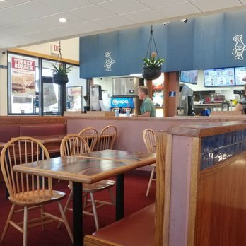 Fosters Freeze - Trying their chocolate cone - Ice Cream & Frozen Yogurt Near Me - Salinas, California