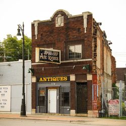 Junque Shop Antiques