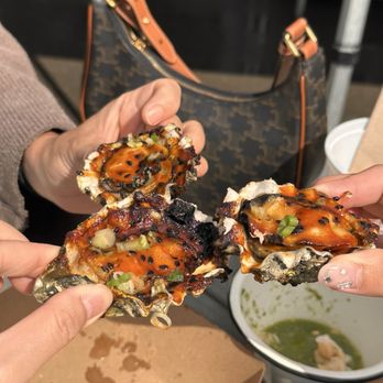 Taylor Shellfish Farms - Grilled oysters - Seafood Markets Near Me - Bow, Washington Taylor Shellfish Farms - Grilled oysters - Seafood Markets Near Me - Bow, Washington