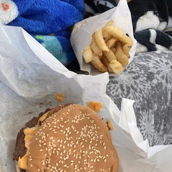 Dexter's Drive-In - Hawaiian burger with fries. - Burgers Near Me - Gig Harbor, Washington Dexter's Drive-In - Hawaiian burger with fries. - Burgers Near Me - Gig Harbor, Washington