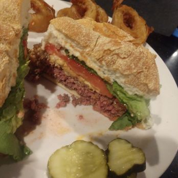 Bistro At the Bijou - Black and blue burger - Vegetarian Near Me - Knoxville, Tennessee