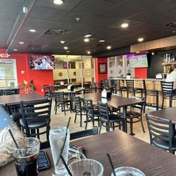 Juicy Burger Bar - Inside