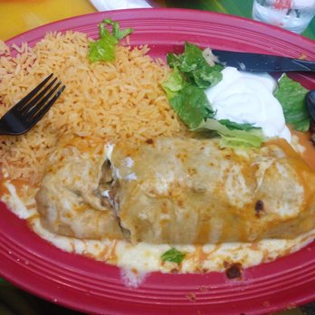 Salsa & Beer - Asada burrito - Mexican Near Me - Van Nuys, California Salsa & Beer - Asada burrito - Mexican Near Me - Van Nuys, California