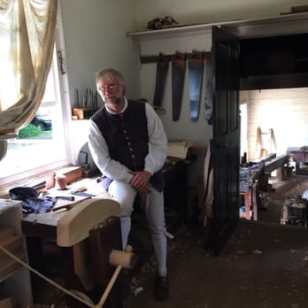 Colonial Williamsburg Wheelwright - Carpenters Near Me - Williamsburg, Virginia