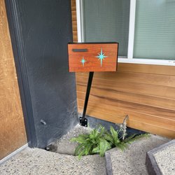 Duran Fabrication - Our mailbox on a custom stand.