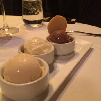 Zelo - 3 scoop sampler of gelato in Vanilla Bean, Coconut and Nutella - Italian Near Me - Minneapolis, Minnesota