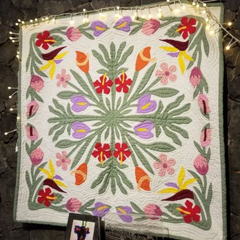 Chaya - Quilt hanging - Japanese Near Me - Baguio, BEN